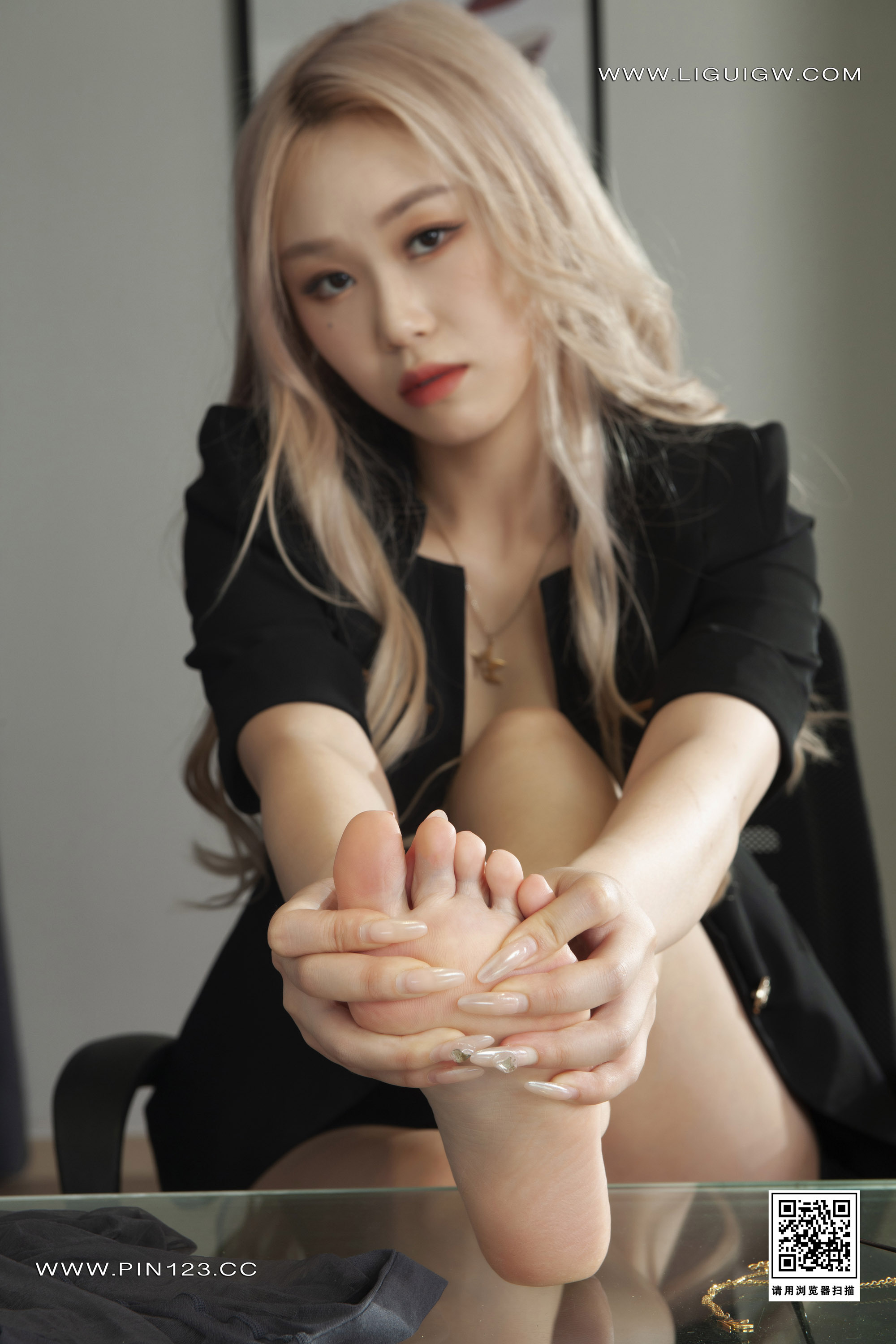 Ligui丽柜 2023.09.08 《教师足底》 尔尔